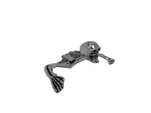 Load image into Gallery viewer, Skeleton Skull Chrome Statue Fender/Visor Ornament - S - Highway Hawk H66-070
