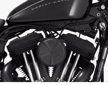 Load image into Gallery viewer, Vance &amp; Hines 71005 &amp; 71015 VO2 Air Cleaner + Black Cover fits Harley-Davidson Dyna 1999-2007
