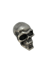 Load image into Gallery viewer, Cracked Skull Ornamental Statue for Fenders/Bonnet Mascot - Old Silver
