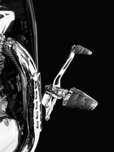 Load image into Gallery viewer, Forward Controls Kit 14 cm Forward "Smooth" Chrome fits Suzuki M800 Intruder - Highway Hawk H493-807
